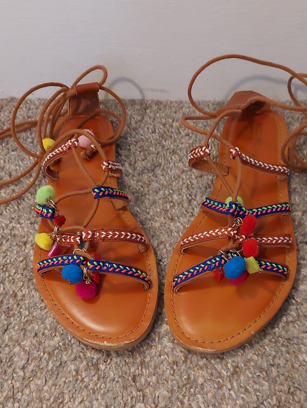 Mossimo Pom Pom Sandals